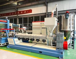 Macchina per la produzione di filo per imballaggio di alta qualità, estrusore per rafia PP, linea di produzione di filo Sofite con avvolgitore da 400 kg - Product Image 4