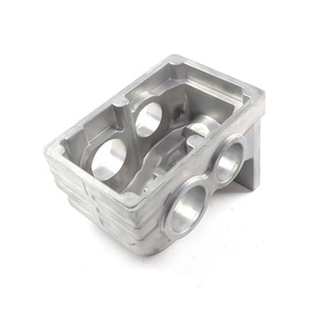 Pièces automobiles en aluminium moulé sous pression A380ADC12 avec ébavurage pour composants de moteur - Product Image 3
