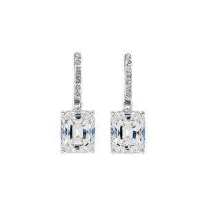 Orecchini E1547 in Oro Bianco con Diamanti Taglio Smeraldo Colore D Naturali Certificati GIA Stile Classico da Sposa per Donna - Product Image 1