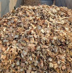 Astillas de Madera Orgánicas al Por Mayor a Precio de Fábrica para Jardinería, Cobertura de Suelos y Retención de Humedad - Product Image 1