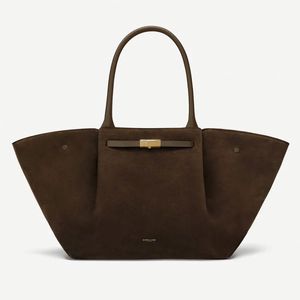 New Lady Trendy Light Weight Puffer Cross <b>Body</b> Bag Fashion Shoulder Bag With Adjustable Strap Factory Wholesale Bolsa de Mujer - Product Image 4