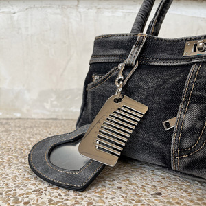 Bolso de Hombro Tipo Hobo de Mezclilla Lavada Estilo Punk <span class=keywords><strong>Chic</strong></span> para Mujer, Otoño 2025, con Diseño de Múltiples Bolsillos - Product Image 3