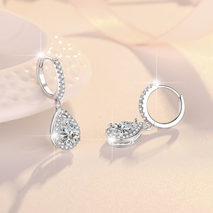 Sterling On <span class=keywords><strong>Diamond</strong></span> Jóias Preço Comprar barato Pedra 1ct <span class=keywords><strong>Moissanite</strong></span> Vvs Brincos De Prata pêra corte <span class=keywords><strong>moissanite</strong></span> brincos - Product Image 4
