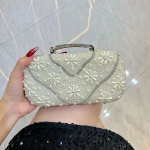 Cross-border European American Women's Polyester <b>Clutch</b> Bag Daily Use Small Capacity Pearl Beaded European American Tanjing - Product Image 6