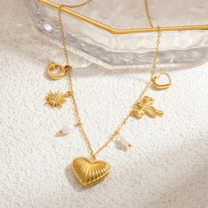 High-End Necklace with Heart Pendant Collarbone <b>Chain</b> <b>Titanium</b> Steel Jewelry Stainless Steel Link <b>Chain</b> - Product Image 4