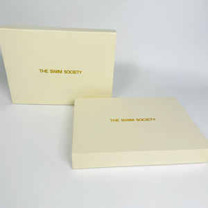 Luxury Rigid Cardboard <b>Foldable</b> Magnetic Gift <b>Box</b> with Texture Paper Gold Foil Stamping for Clothing Gifts Packaging - Product Image 4