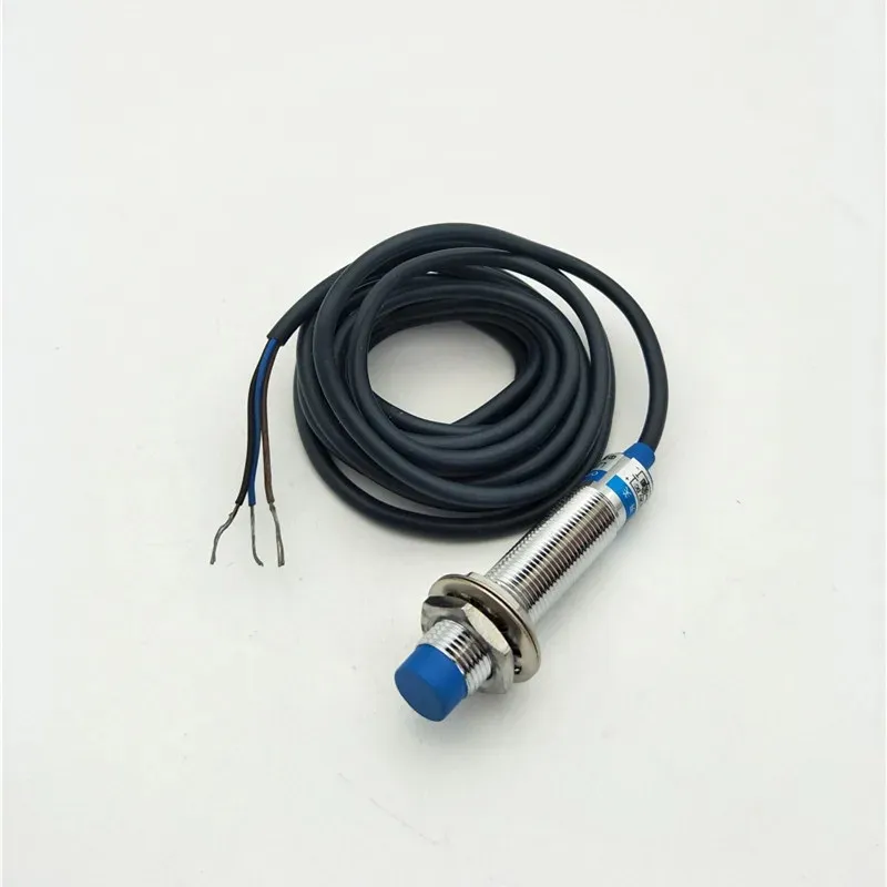 LJ12A3-4-Z/AY A Class 4mm Detect Distance Approach 3-Wire PNP NC Inductive Proximity Sensor Switch DC6-36V