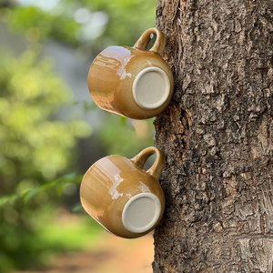 Mug à café en céramique artisanale de qualité supérieure, couleur jaune moutarde, avec poignée, design contemporain, prêt pour la vente en gros - Product Image 3