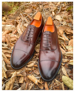Nouvelle collection : Chaussures habillées pour hommes en cuir véritable, style vintage, pour le bureau, légères et confortables - Product Image 1