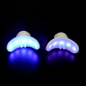 อุปกรณ์รักษาด้วยแสงในช่องปากแบบปรับแต่งได้อุปกรณ์5หลอด LED สีฟ้า BPA ฟรีอุปกรณ์ฟอกสีฟันแบบอเนกประสงค์ทำจากพลาสติก - Product Image 6