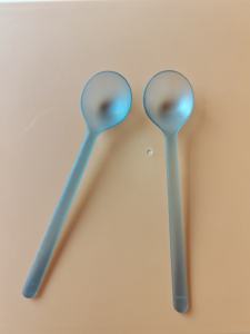 Mini cuchara de plástico desechable biodegradable PLA ecológica personalizada de alta calidad, cubiertos compostables para comida, fiestas de cocina - Product Image 4