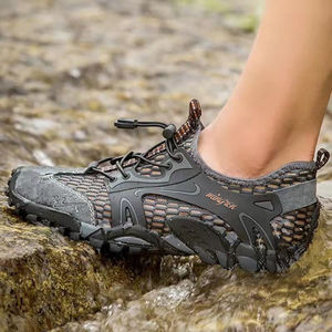 Chaussures d'<span class=keywords><strong>eau</strong></span> d'été pour hommes pour la pêche, nouvelles chaussures de marche aquatique transfrontalières avec design en maille antidérapante, légères et respirantes - Product Image 1
