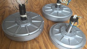 Generador Eólico de 2 KW de Baja Velocidad, 32 Polos, Alta Eficiencia para Instalación en Zonas Costeras - Product Image 4