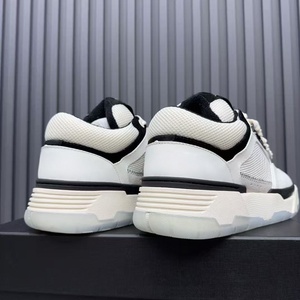 Chaussures de skate montantes personnalisées de haute qualité pour l'extérieur - Chaussures de sport décontractées de marque de créateur tendance pour hommes et femmes - Product Image 5