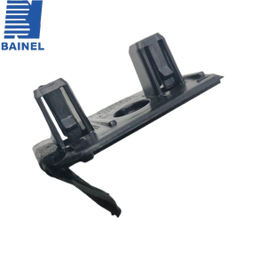 ตัวยึดบังโคลนสำหรับเทสลารุ่น<span class=keywords><strong>3</strong></span>ส่วน2017-2023 1084172-00-F OE - Product Image 4
