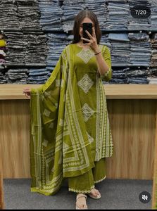 Nueva colección de diseño superéxito de verano de Ethnic Kurti set para mujeres con diseñador de alta calidad y diseño original hecho a mano - Product Image 5