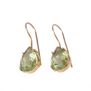 Pendientes Clásicos de Amatista Verde para Mujer, Chapados en Oro de 18K, Corte de Pera, Engaste de Garra, Joyería de Plata para Uso Diario - Product Image 1
