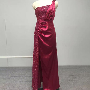 Abito <span class=keywords><strong>da</strong></span> <span class=keywords><strong>sera</strong></span> elegante e lussuoso <span class=keywords><strong>da</strong></span> donna, rosso, monospalla, con spacco alto, in paillettes, modello <span class=keywords><strong>tubino</strong></span>, 100% poliestere, lunghezza maxi, antistatico, con strascico. - Product Image 6