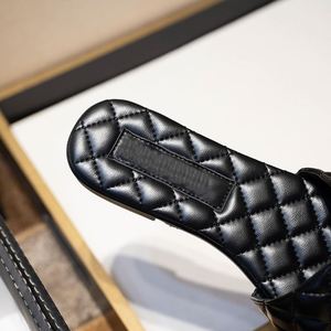 Nouvelles sandales plates de luxe en cuir véritable pour femmes 2026 – Chaussons de créateur de haute qualité pour l'été – Chaussures de plage pour femmes - Product Image 3