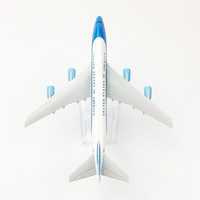Modèle d'avion en métal moulé sous pression Boeing 747-200B Air Force One à l'échelle 1/400 de 16 cm avec support