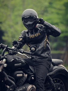 Casco Moto Convertibile in Offerta, Cinturino Regolabile, Ottima Ventilazione, Approvato 3C, Sicurezza per Spostamenti Quotidiani - Product Image 3