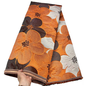 Tessuto Jacquard in Raso con Pizzo Francese, Broccato Dorato, Ecologico 100% Poliestere per Abiti <span class=keywords><strong>da</strong></span> Sposa e Abbigliamento Femminile - Product Image 5