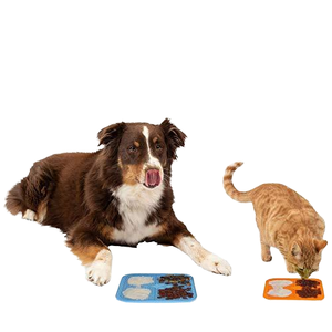 Tappetini per leccare il cane da compagnia impermeabili ecologici in Silicone blu Pawprint con burro di arachidi e ciotole e mangiatoie in stile amore - Product Image 2