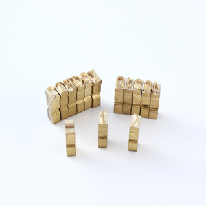 Lettere di alfabeto personalizzate scadono numero di lotto lettere cifre a caldo foglio di codice <span class=keywords><strong>Font</strong></span> in ottone acciaio che timbra caratteri - Product Image 5