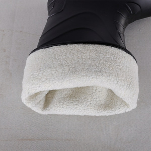 รองเท้าบูทยาง PVC แบบหุ้มข้อกลาง ป้องกันการลื่น ทนน้ำมัน ทนกรด ทนด่าง ใช้ได้ทั้งชายและหญิง สำหรับงานแปรรูปอาหาร ครัว และการเพาะเลี้ยงสัตว์น้ำ - Product Image 2