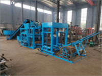 Machine à blocs de ciment en béton entièrement automatique pour la construction de maisons QTJ4-25 un nouveau produit technologique en Chine Entreprise à domicile Malaisie Argent