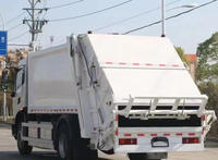 Camion compacteur à ordures diesel manuel Dongfeng 4x2 pour la gestion des déchets, avec composants essentiels : moteur, boîte de vitesses