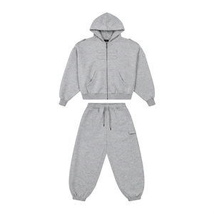 Conjunto de chándal de felpa francesa de alto gramaje personalizado: Sudadera con capucha extragrande con cremallera y pantalones jogger de pierna ancha, estilo streetwear. - Product Image 1