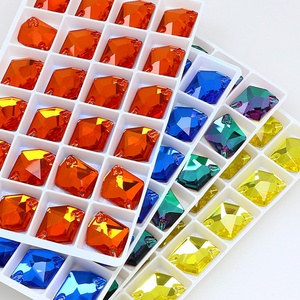 Hebillas Planas de Doble Orificio con Formas Especiales para Ropa, Zapatos y Joyería DIY del Fabricante, con Pedrería de Cristal Cosida a Mano - Product Image 4