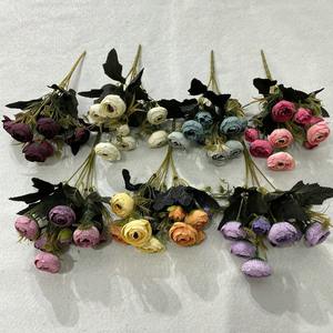 Offre Spéciale 8 têtes de fleurs roses décor à la maison pas cher soie petit bouquet de roses arrangements floraux - Product Image 1