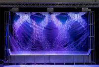 Fuente de Cascada Moderna de Acero Inoxidable Optimum Show con Luces LED Multicolores y 2 Años de Garantía para Jardines y Restaurantes al Aire Libre