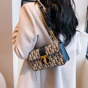 Luxury Designer Brand Texture Women's PU Bag French-style Chain Crossbody All-match Medium <b>Square</b> Single-shoulder Bag - Product Image 3