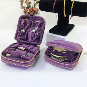 Fashionable Simple Velvet Zipper Closure <b>Jewelry</b> Travelling Organizer Pouch <b>Travel</b> Portable Earrings Rings Necklaces Bag - Product Image 3