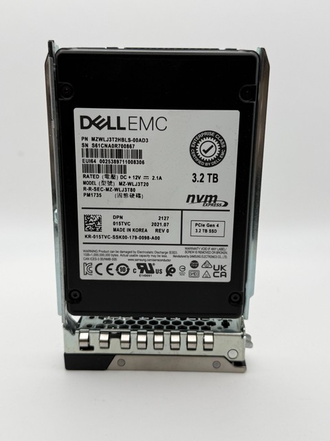 U.2 NVMe SSD 3.2TB 2.5 Inch with High Endurance, Durability, and Long Lifespan for Data Center Storage