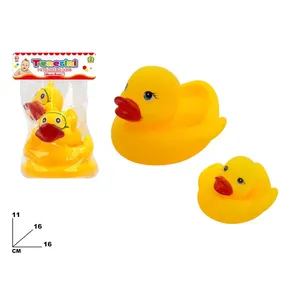 Patitos de Goma Tenerini de 16 cm para Niños, Diversión al Nadar - Product Image 1