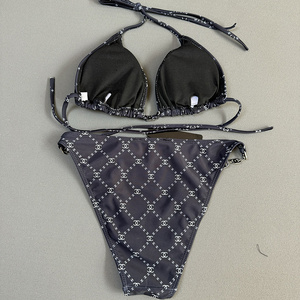 Venda quente Estilo Personalizado das Mulheres Praia Swimwear Novo Design de Duas Peças Biquíni Set Atacado Carta Padrão Maiôs