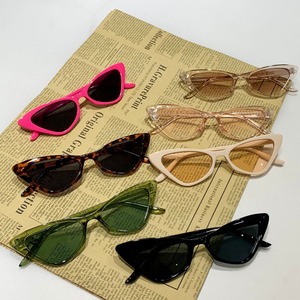Korean Style <b>Retro</b> Triangular <b>Sunglasses</b> Women Cat Eye UV400 PC Frame Light Weight Fashionable Sun Glasses - Product Image 5