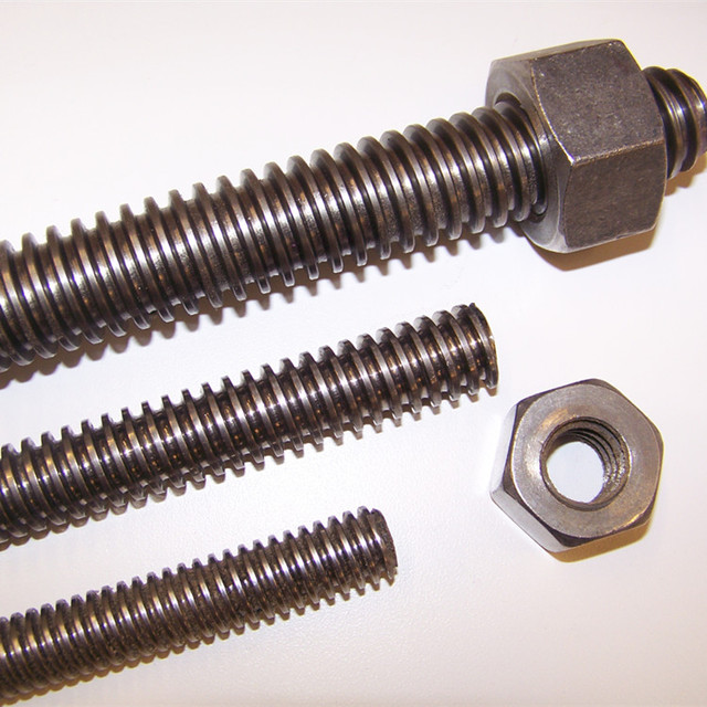 Threaded Rods High Tensile Strength Studs Bolts ASTM A193 B7 B16 A320 L7 5/8" 3/4" 1 1/2" for Pipes for Heavy Industries