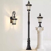 Haute qualité en aluminium de style moderne extérieur LED cour pôle lumière IP65 note verticale porte pilier lampe avec style antique