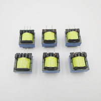 Transformateur SMPS à montage sur circuit imprimé (PCB) à noyau de ferrite haute fréquence personnalisé EE13 5V 9V 110V 220V pour mini-chargeur et électronique portable