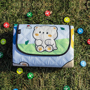Alfombra de Picnic Rectangular Yisidan con Diseño de Oso de Dibujos Animados, Alfombra Impermeable para Acampar al Aire Libre, Ideal para Picnics Familiares - Product Image 2