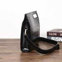 Tas Tangan Desainer Mewah Kasual Unisex Bermerek Kulit Buaya Asli Model Amplop Clutch Pochette dengan Tali Pergelangan Tangan dan Resleting