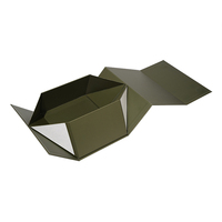 Boîte cadeau rigide magnétique pliable personnalisée, emballage de luxe vide pour vêtements de boutique et marquage de vêtements