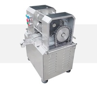 Commerciële elektrische roestvrijstalen suikerrietpers met motor, 1,1 kW vermogen, 350 kg/uur capaciteit voor fruitverwerkingsbedrijven, eenvoudig in gebruik.