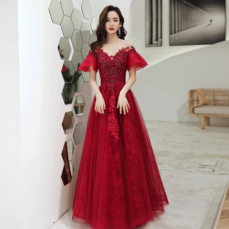 Burgundy long-sleeved
