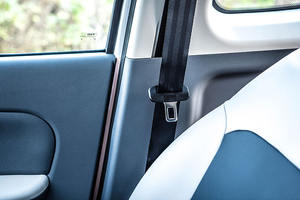 批发小虎右舵2座<span class=keywords><strong>3</strong></span>门电动车迷你电动车续航210公里时速60公里新能源车 - Product Image 5